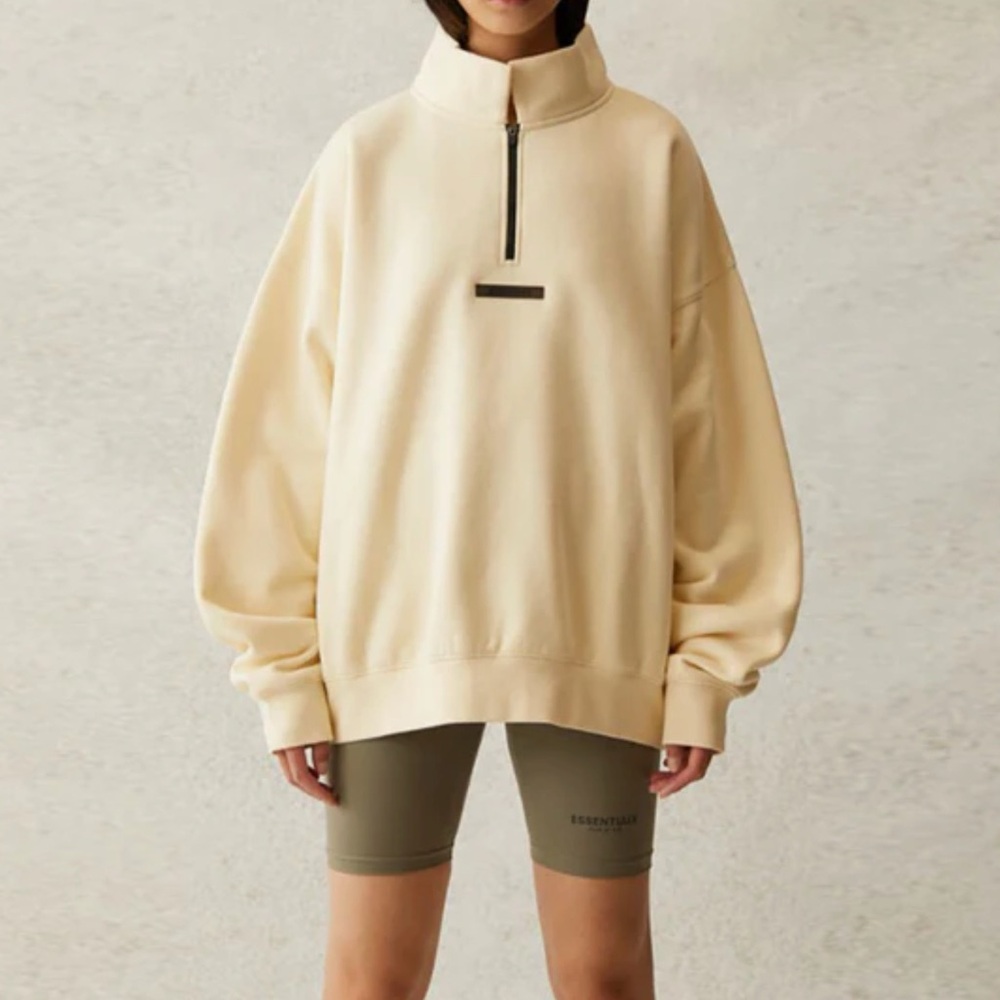 Fear of God Essentials Cream Quarter-Zip Pullover Sweatshirt